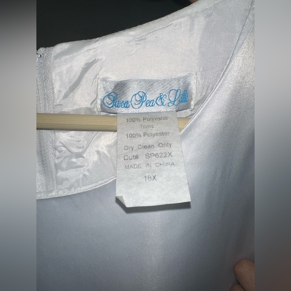 First Communion Dress size 18x for children - Picture 5 of 9